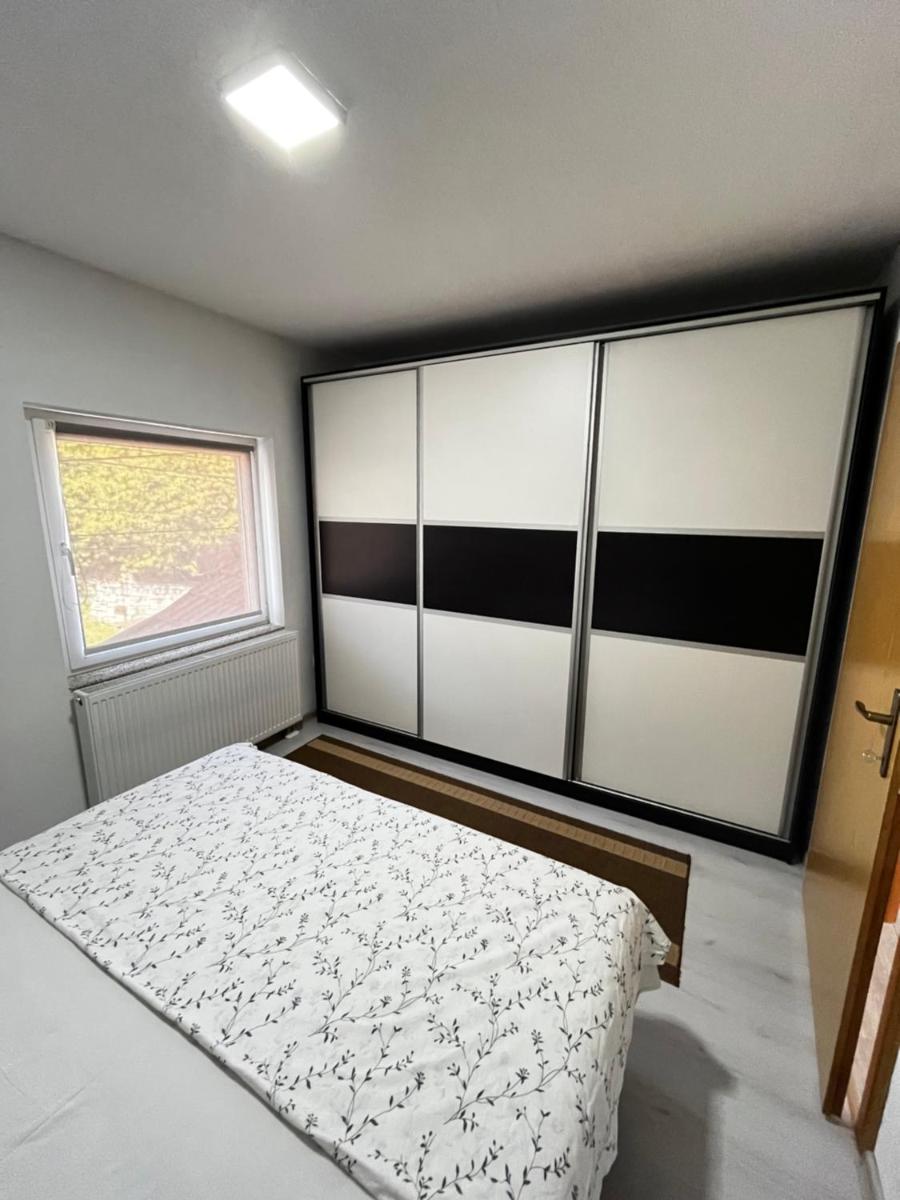 Apartment M&S Gračanica - Housity