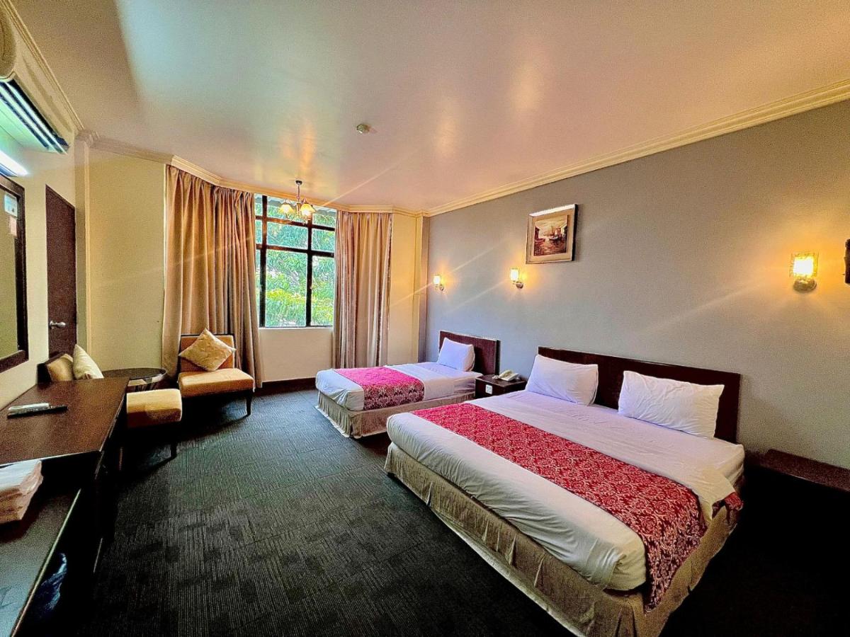 Hotel Damai - Housity