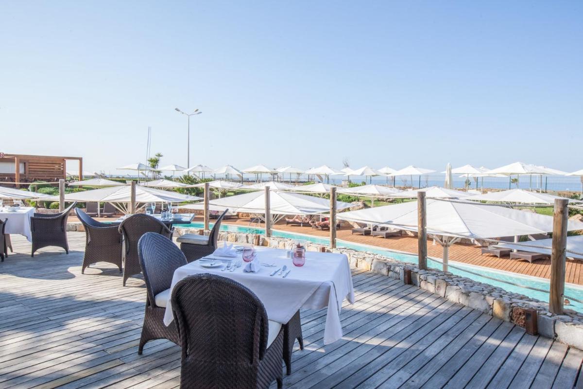 A piscina em ou perto de Crowne Plaza Vilamoura - Algarve by IHG