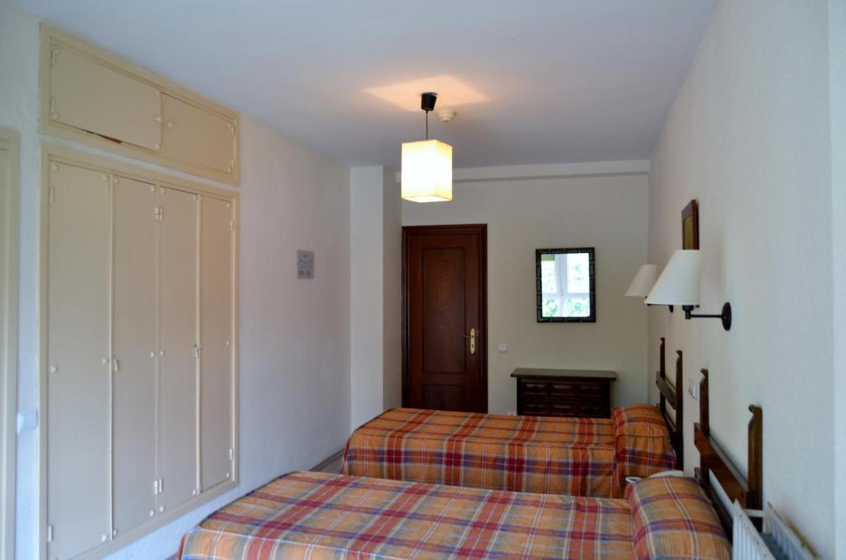 Cama o camas de una habitación en Hotel Termas de Liérganes