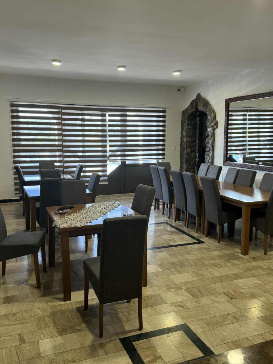 Dvorac Kastel - Housity