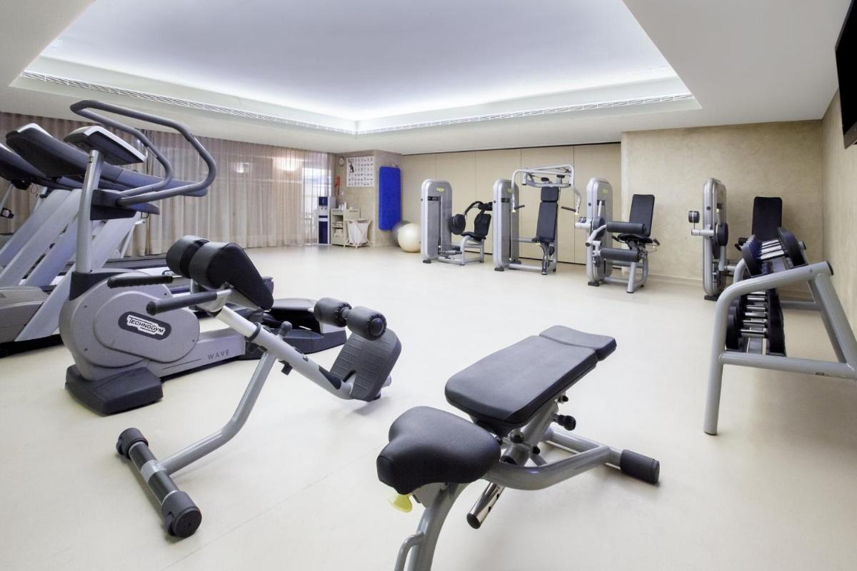 O centro de fitness e/ou as comodidades de fitness de Crowne Plaza Vilamoura - Algarve by IHG