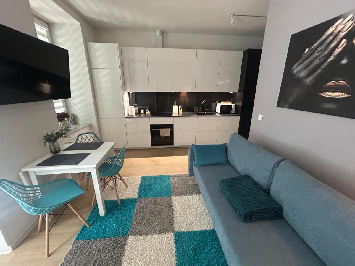 Apartment Targowa L5 - Hizvo