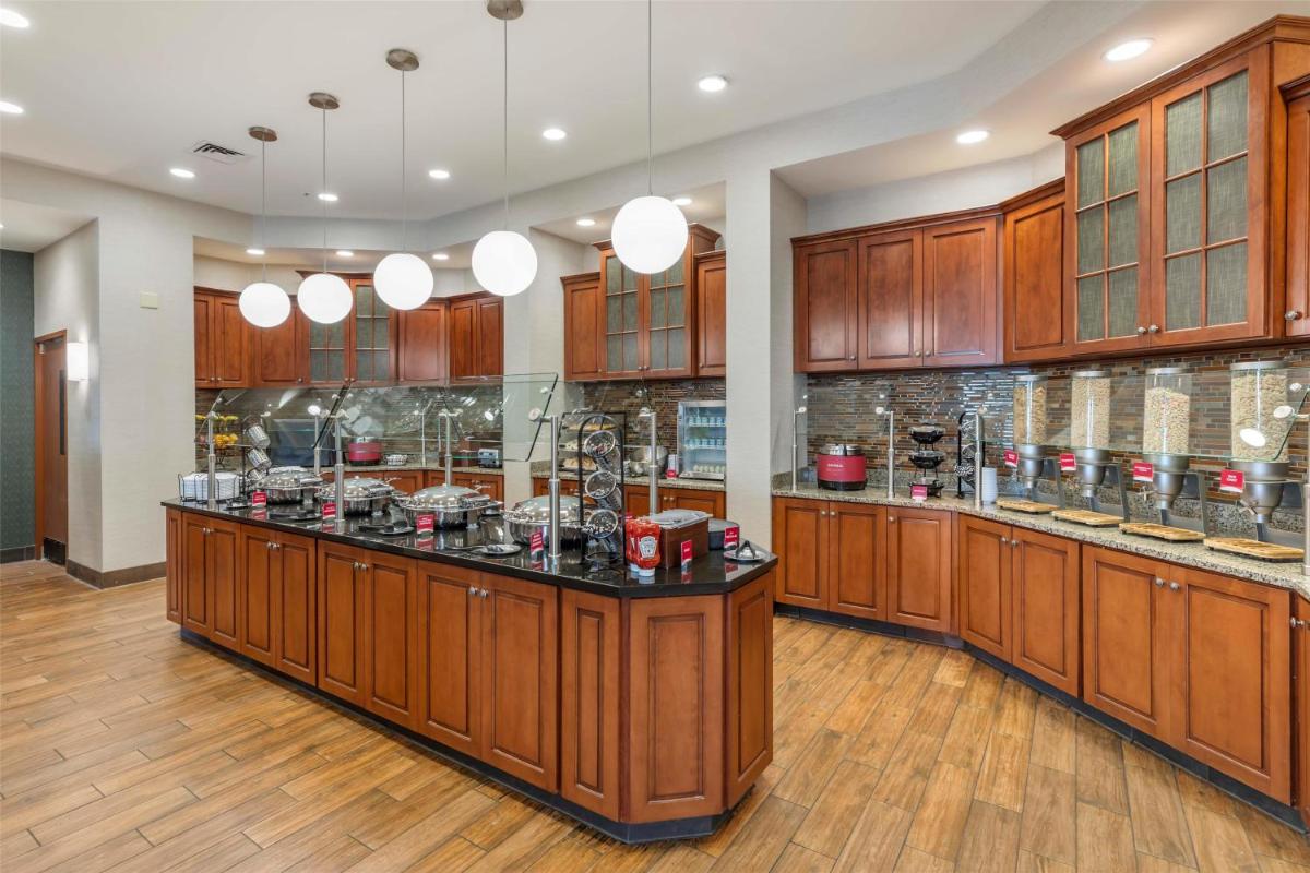Drury Plaza Hotel Denver Central Park - Housity