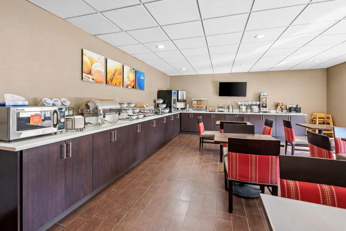 Comfort Inn & Suites Oxford South - Housity