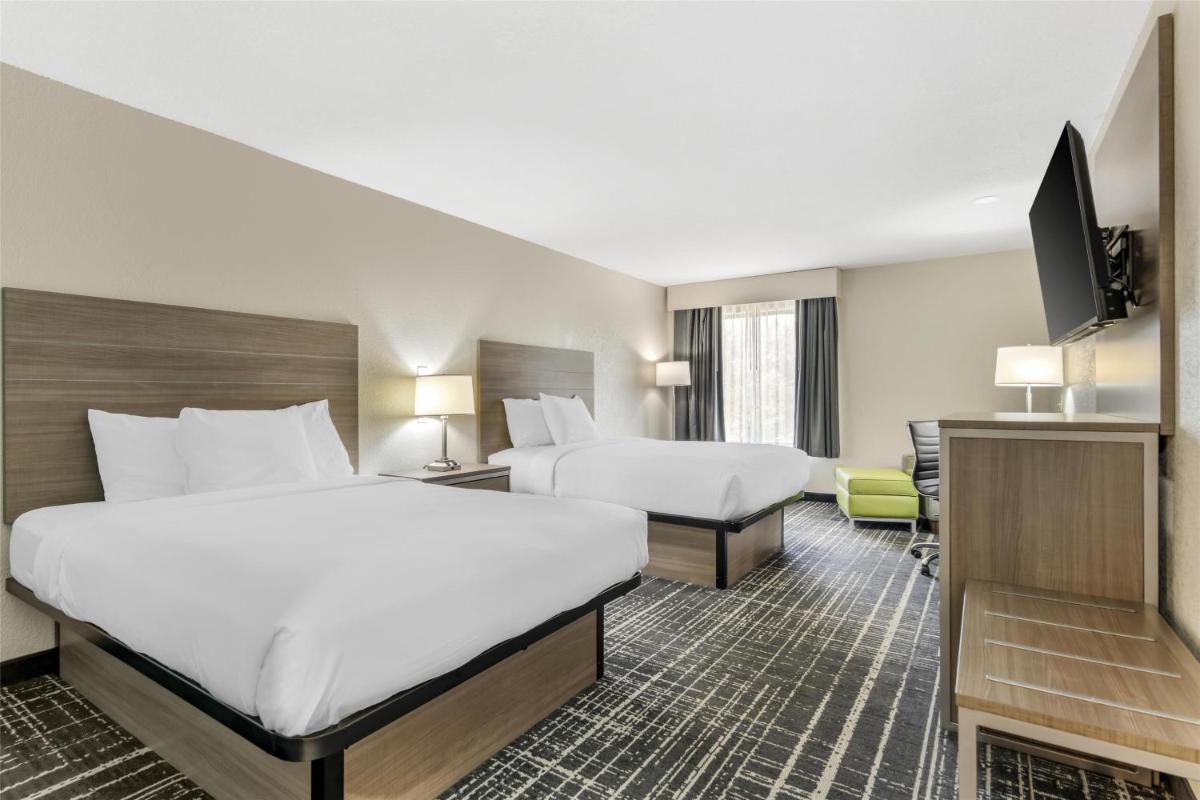 Best Western Commerce Inn - Housity