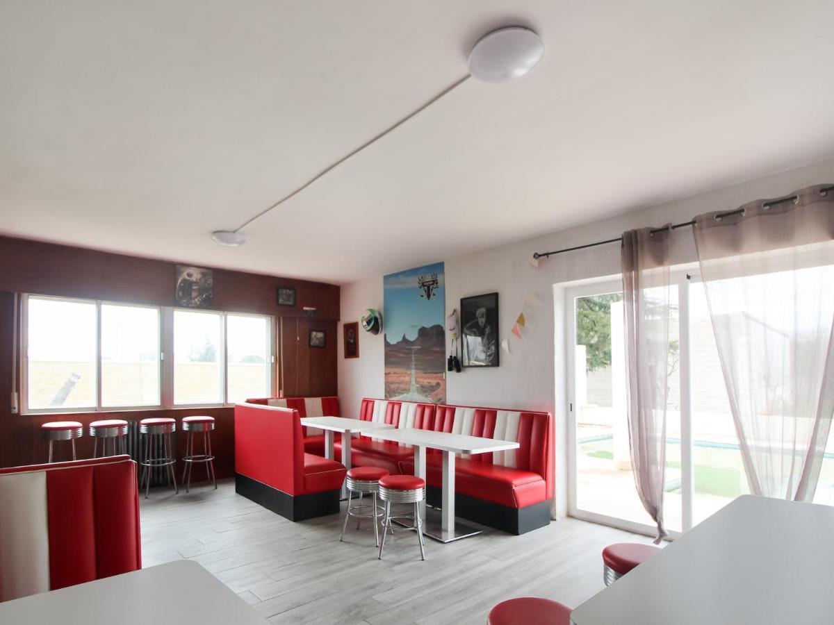 Villa in Villamuriel with Pool and Barbecue - Housity