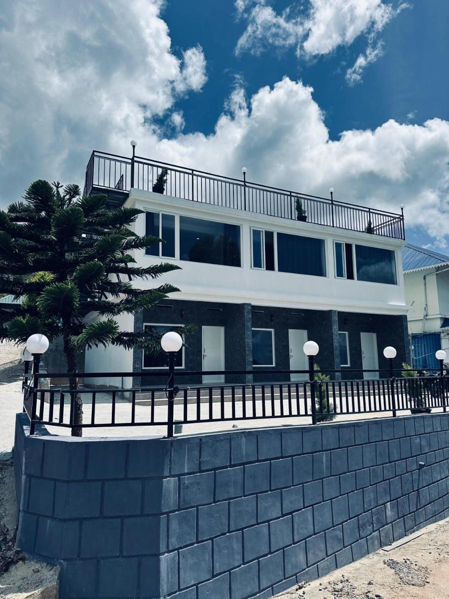 Aden Valley Tent Stay , kanthalloor - Housity