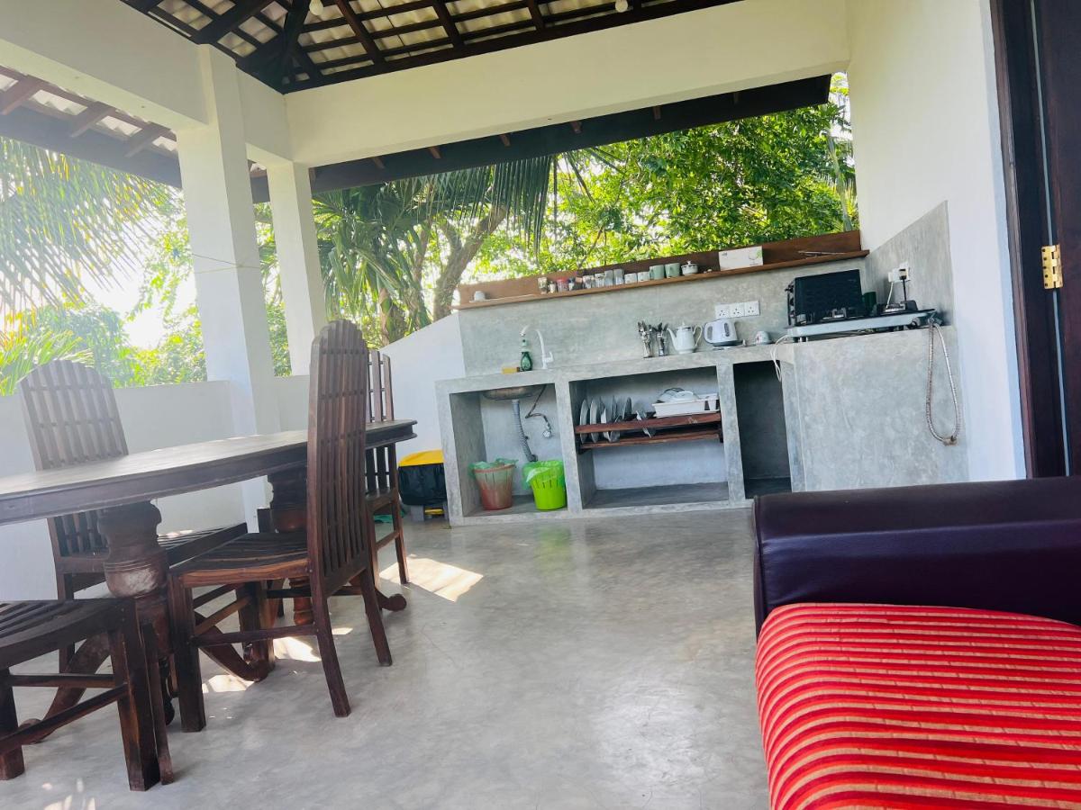 sunny mound unawatuna - Housity