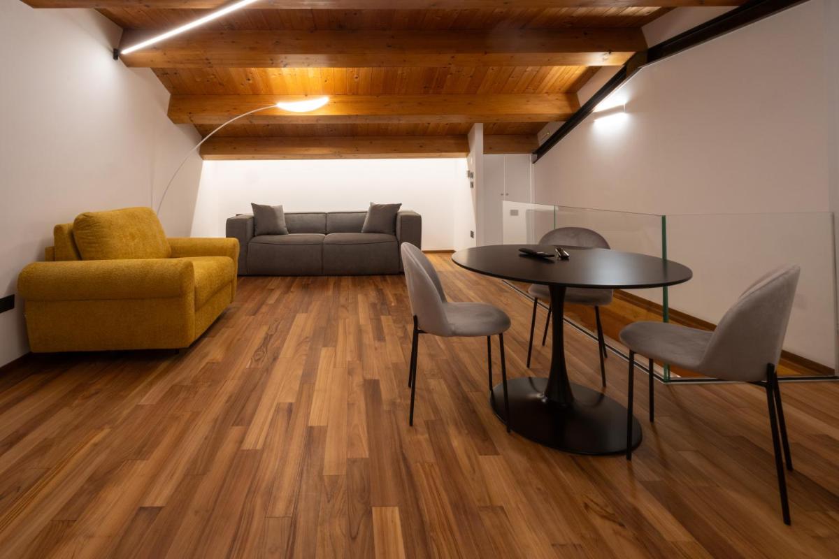 The Crispi House - Housity