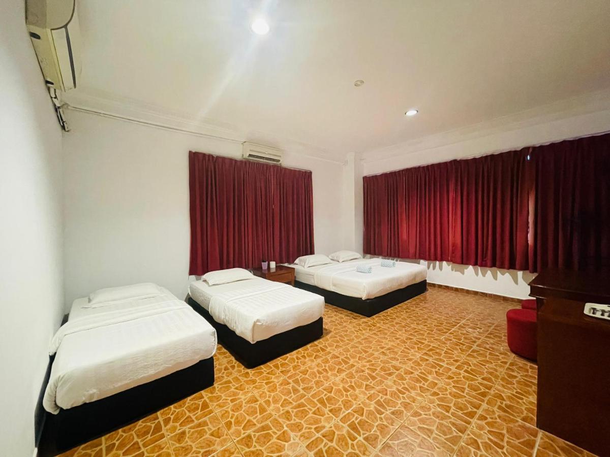Warisan Family inn @ Seafront - Housity