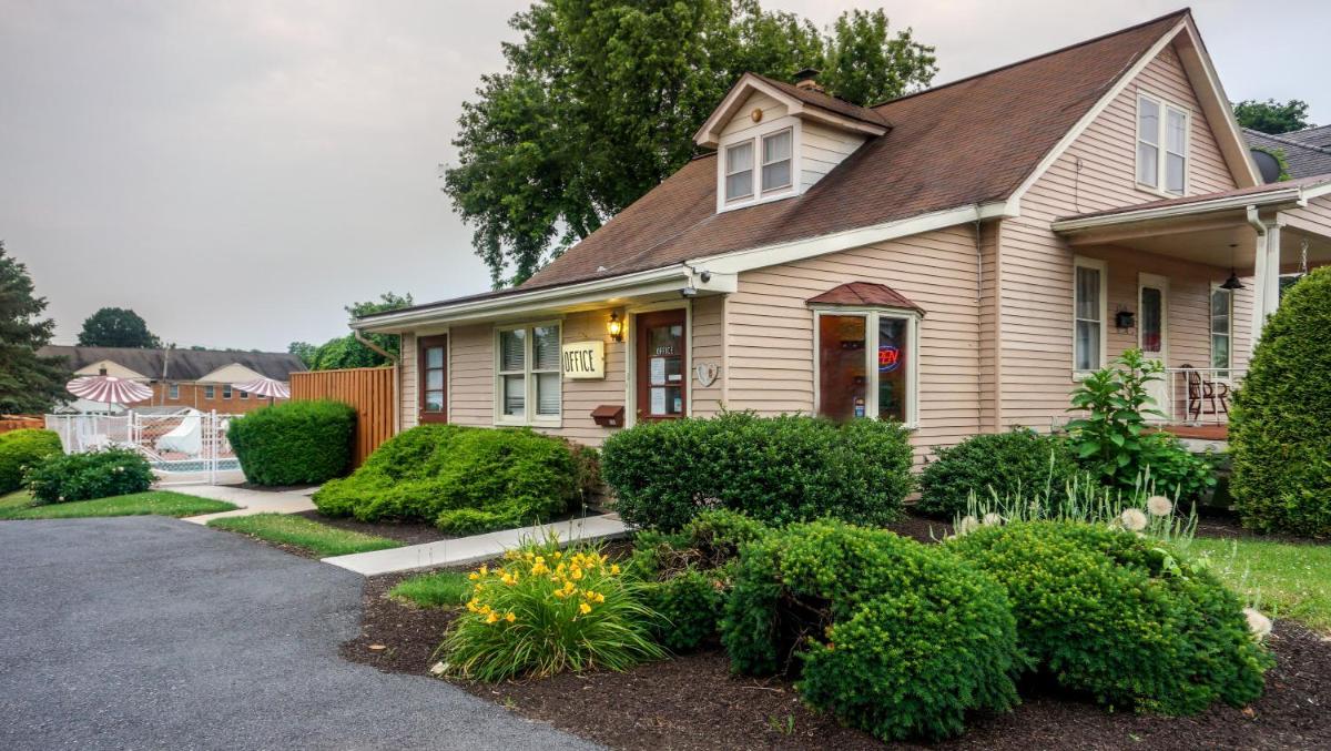 Cocoa Country Inn Hershey - Housity
