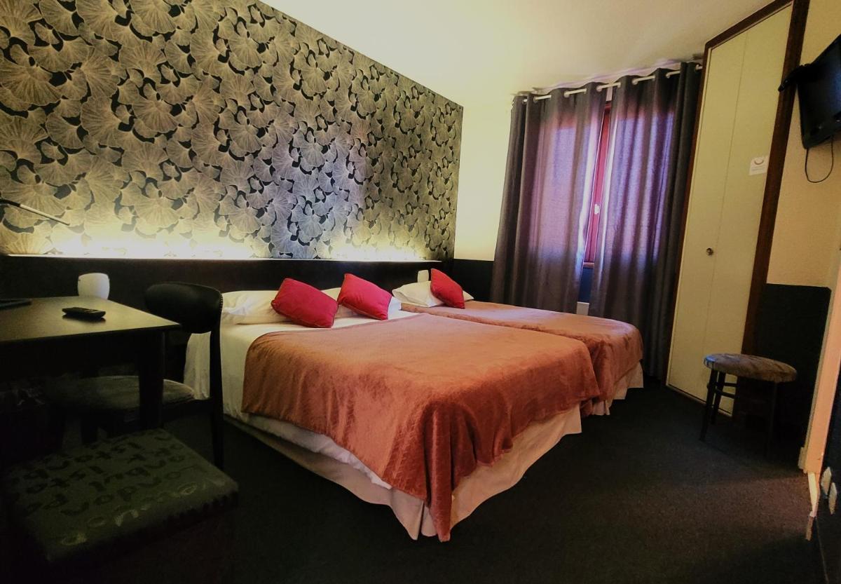 Le Merle Blanc - Housity
