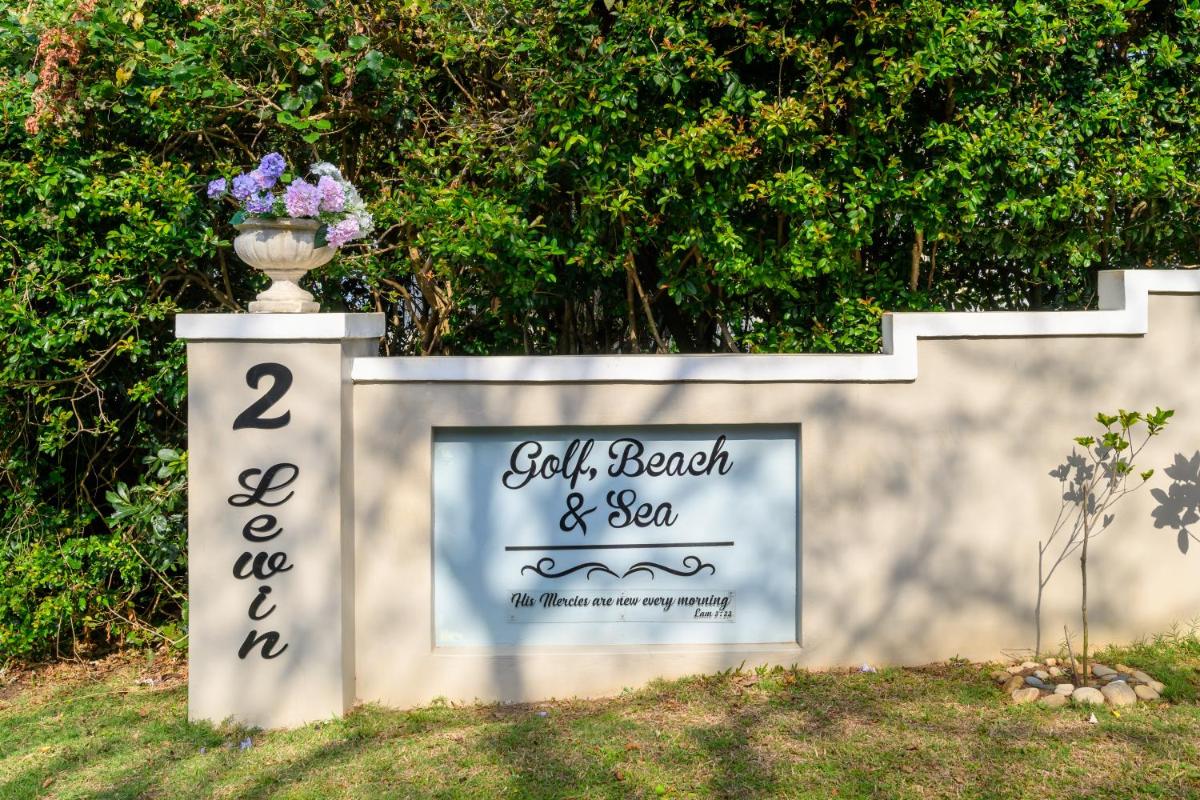 Golf Beach and Sea - Housity