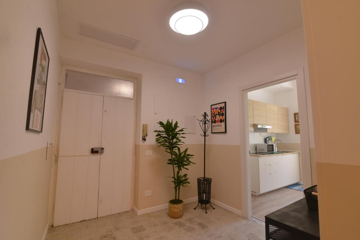 Sassi Urban Garden Apartment - Housity