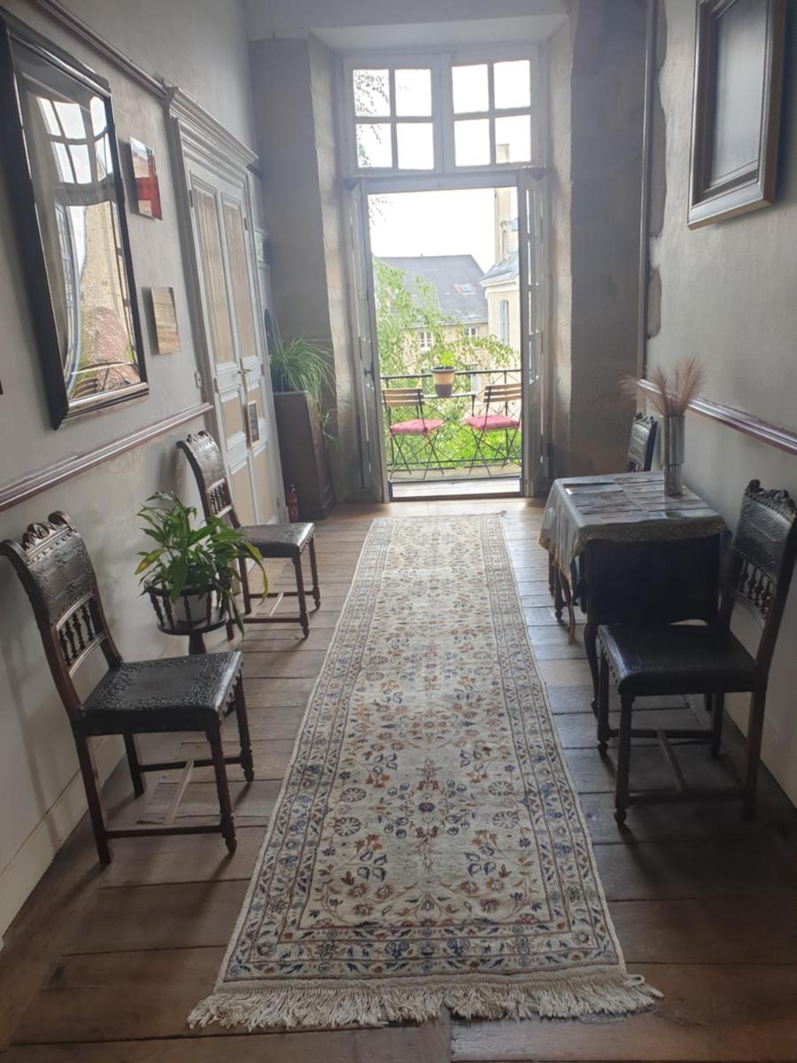 Le Chateau - Housity