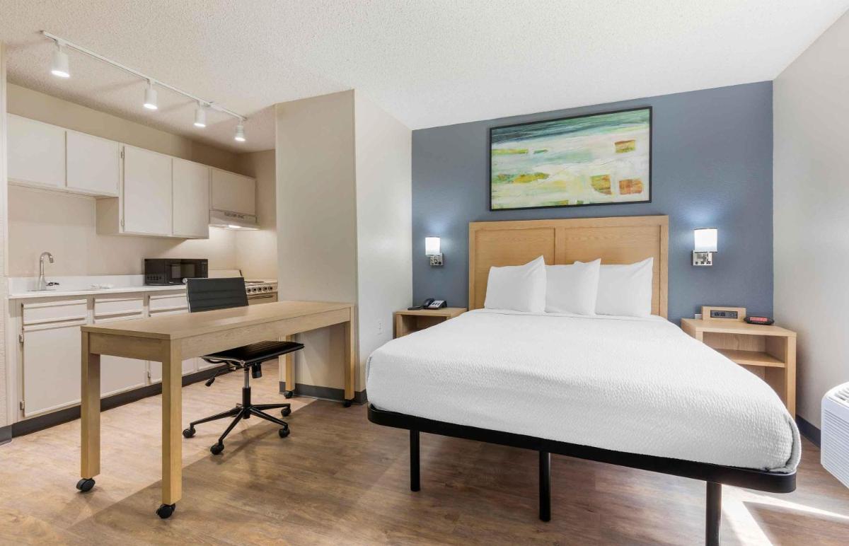 Extended Stay America Suites - Arlington - Six Flags - Housity