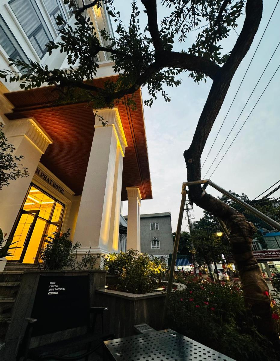An Phát Luxury Hotel - Housity