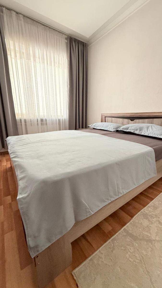 2х комнатная квартира на Айтиева - Hizvo