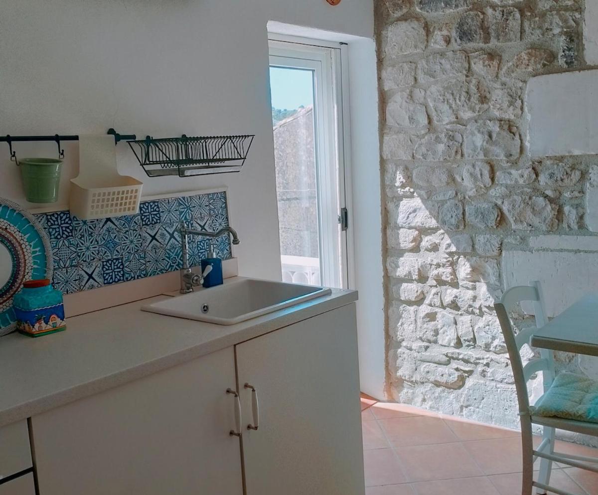 Terrazza con vista 'casa Ziicedda' - Housity