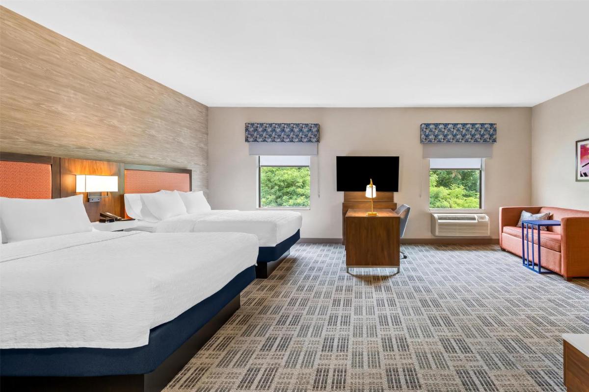 Hampton Inn & Suites Grove City - Housity