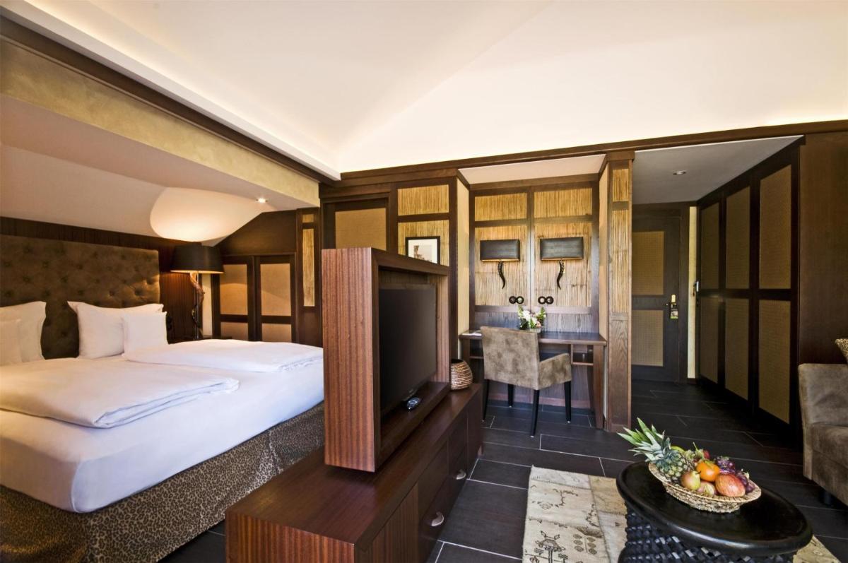 Cama o camas de una habitación en Lindner Hotel Mallorca Portals Nous, part of JdV by Hyatt