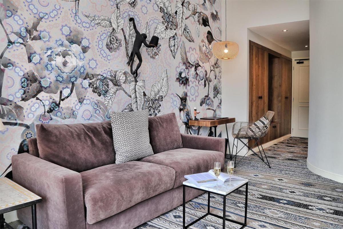 Zona de estar de Lindner Hotel Mallorca Portals Nous, part of JdV by Hyatt