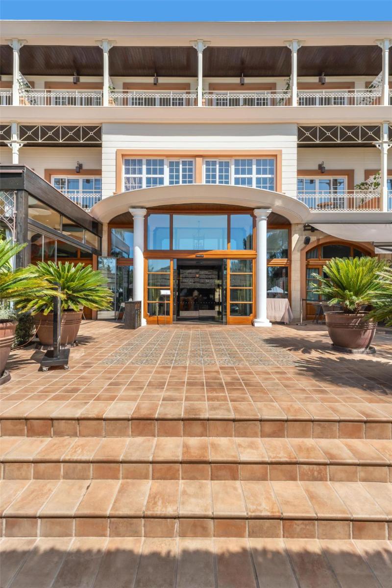 Fachada o entrada de Lindner Hotel Mallorca Portals Nous, part of JdV by Hyatt