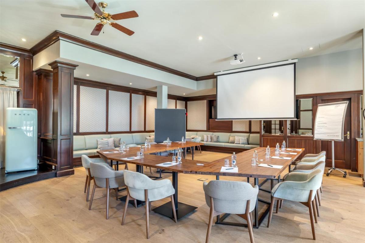 Zona business o sala de conferencias en Lindner Hotel Mallorca Portals Nous, part of JdV by Hyatt