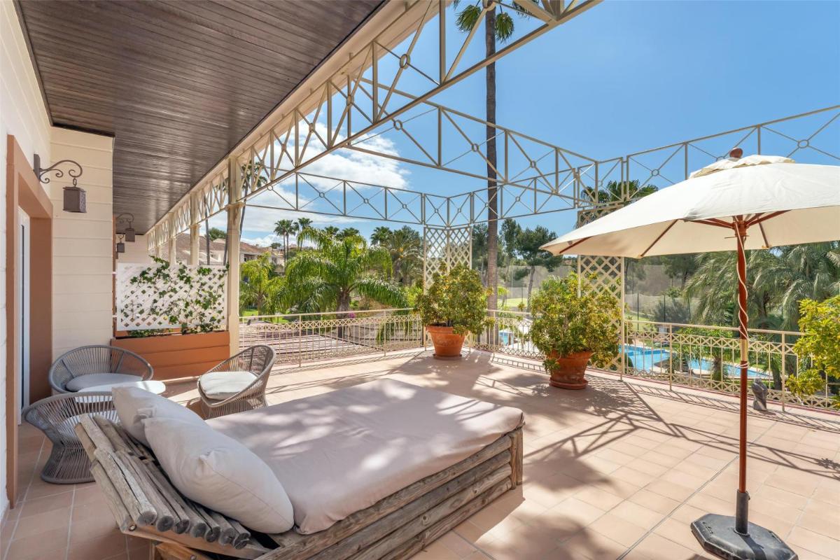 Piscina en o cerca de Lindner Hotel Mallorca Portals Nous, part of JdV by Hyatt