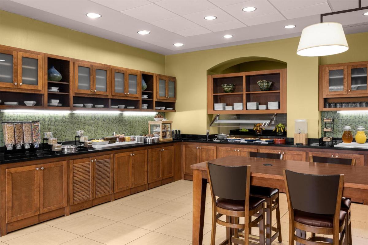 Hyatt Place Memphis Germantown - Housity