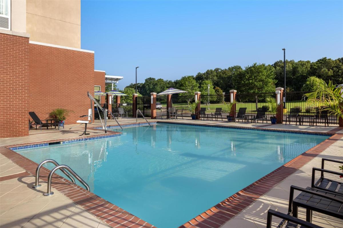 Hyatt Place Memphis Germantown - Housity