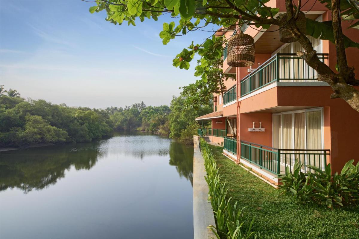 Mandrem Beach Resort, a member of Radisson Individuals Retreat - Housity