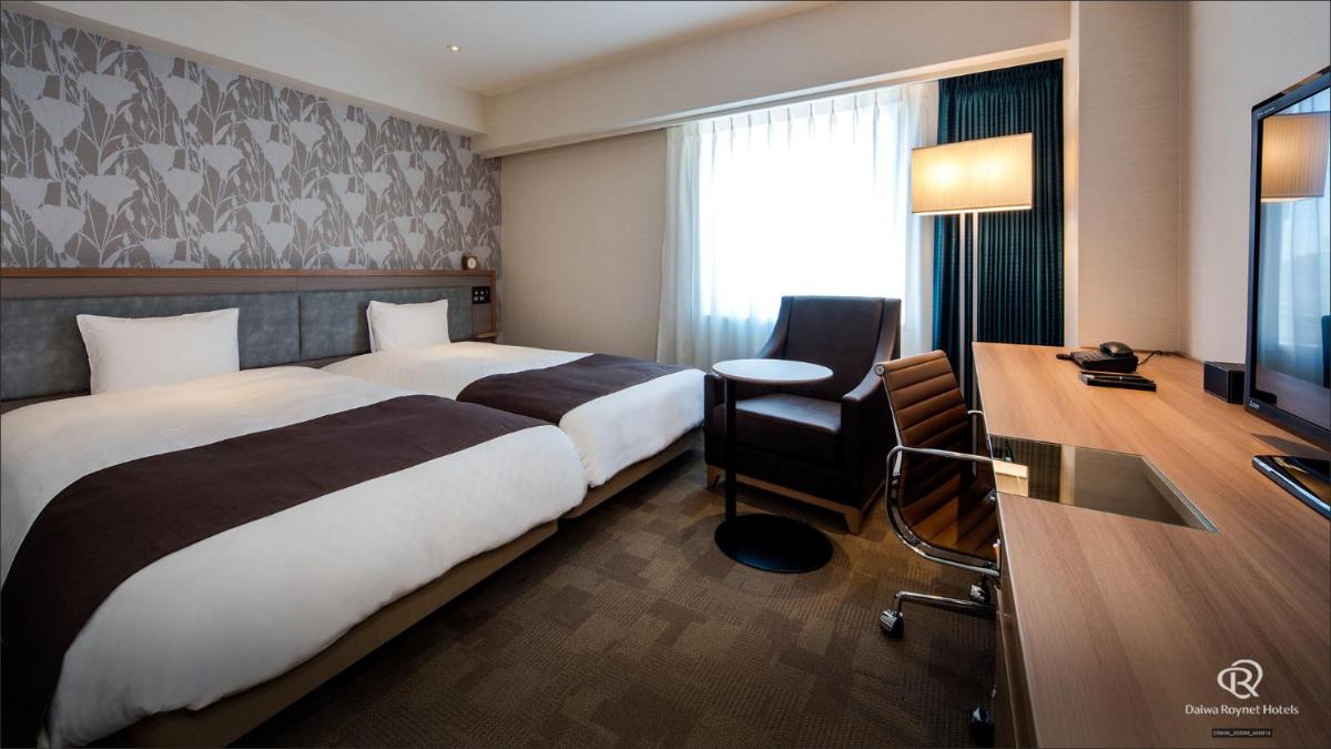 Daiwa Roynet Hotel Tokushima Ekimae - Housity