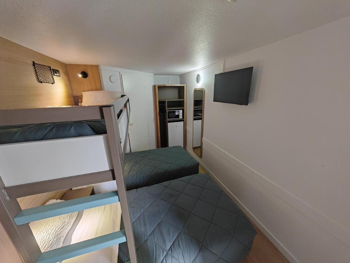 Premiere Classe Lille Sud - Douai Cuincy - Housity