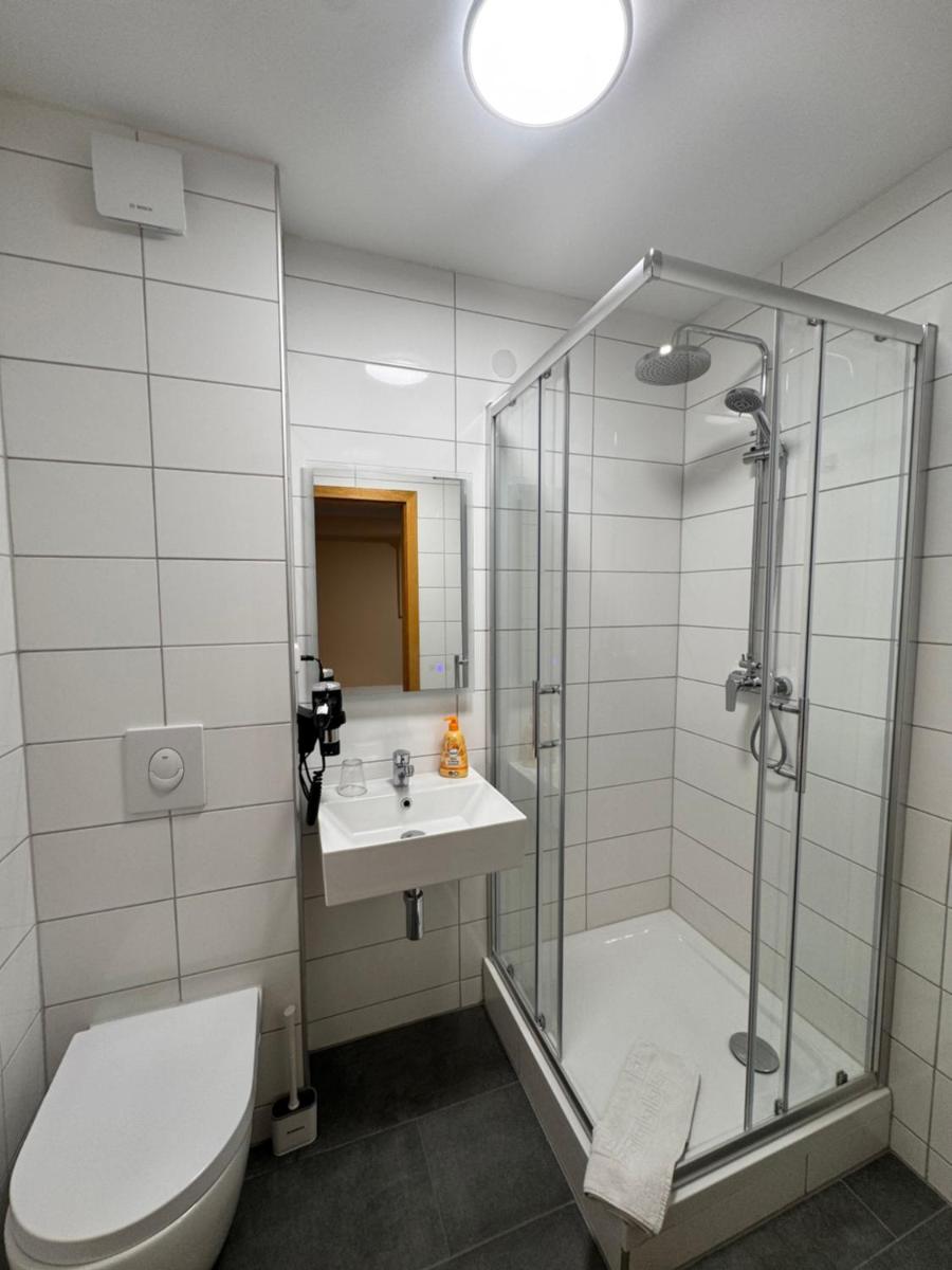 Pension Hubertus - Housity