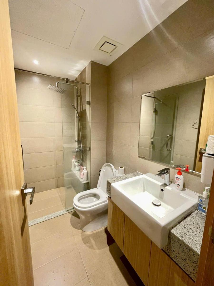 Căn hộ 2PN 2WC đầy đủ tiện nghi tại Emerald Celadon Tân Phú - Hizvo