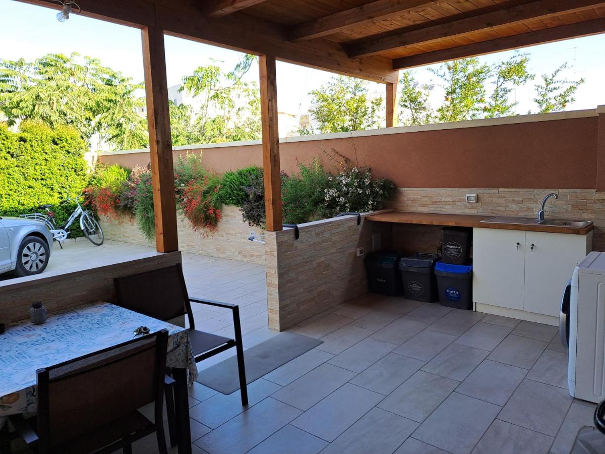 Caramel House & Villa - Housity