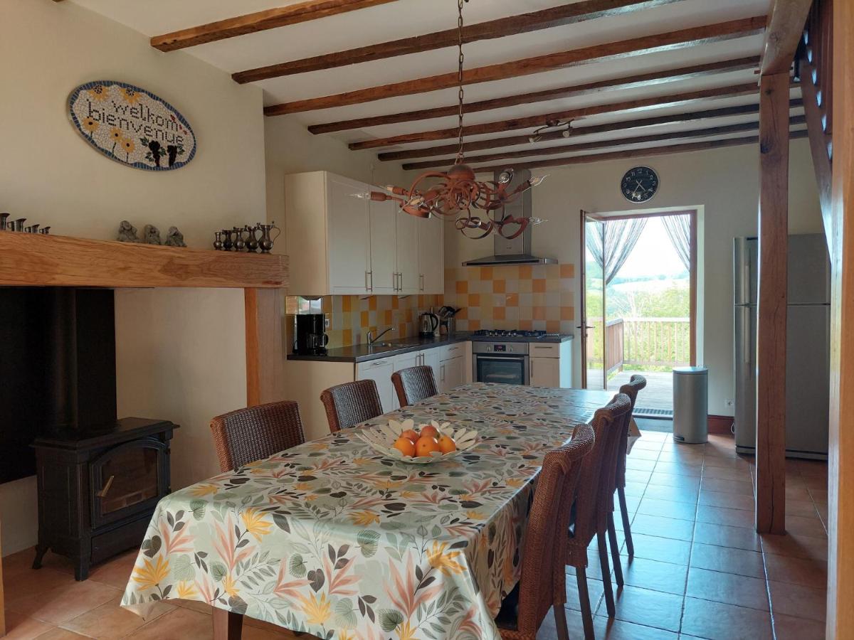Holiday Home in Limoges with Saltwater Pool - Housity