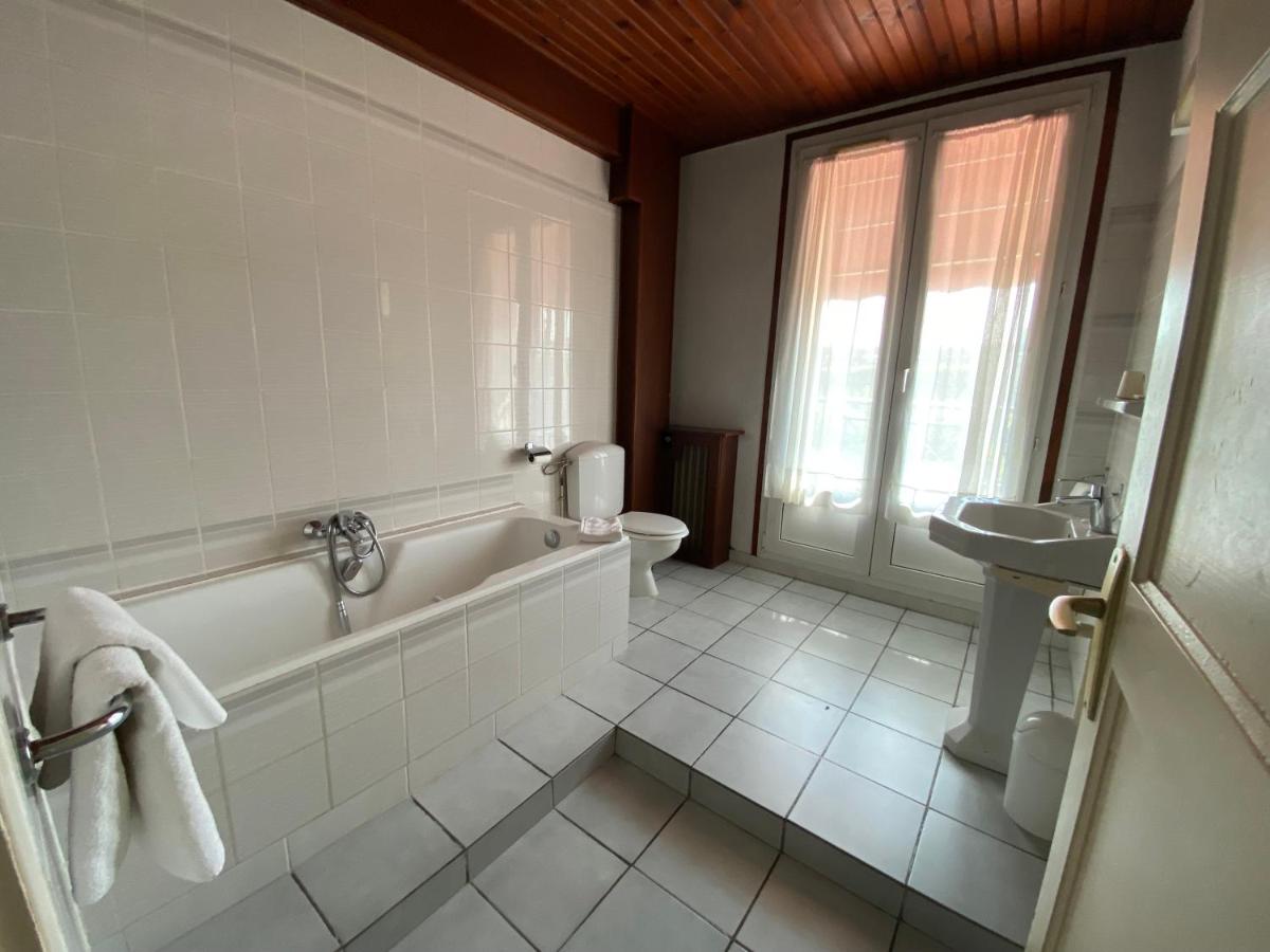 Hôtel de Flandre Compiègne Centre-Ville - Housity