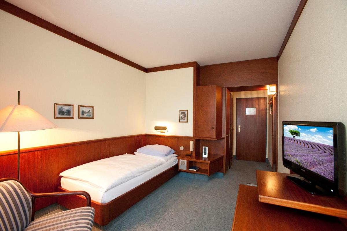 Leine Hotel - Housity