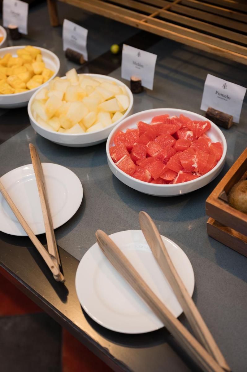 Comida en o cerca de este hotel