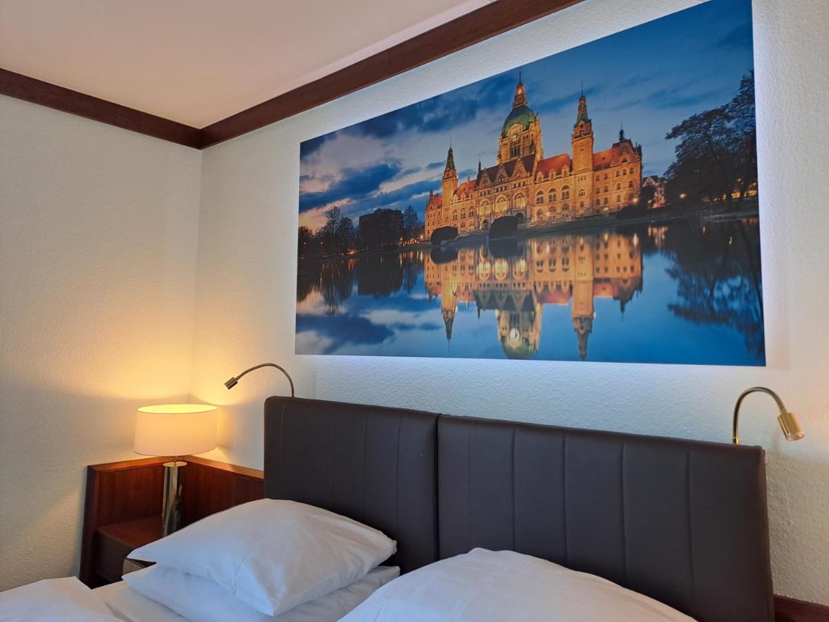 Leine Hotel - Housity