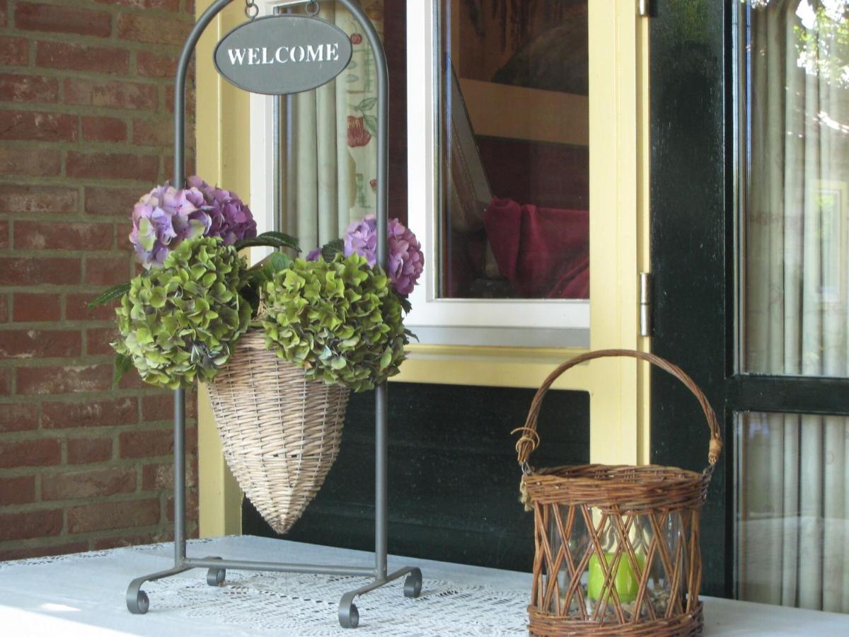 Atmospheric country house in Asten on a golf course - Housity