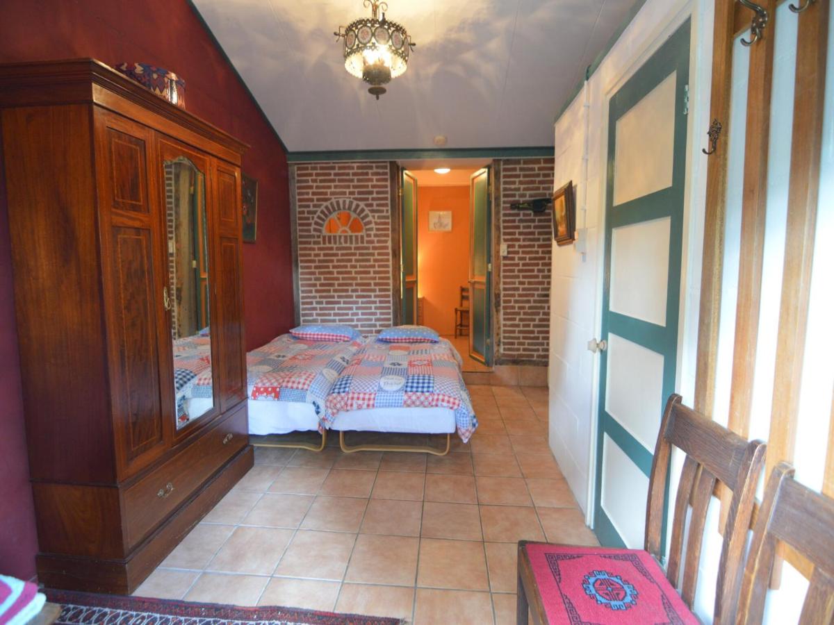 Cozy Holiday Home in Bergen op Zoom with Garden - Housity