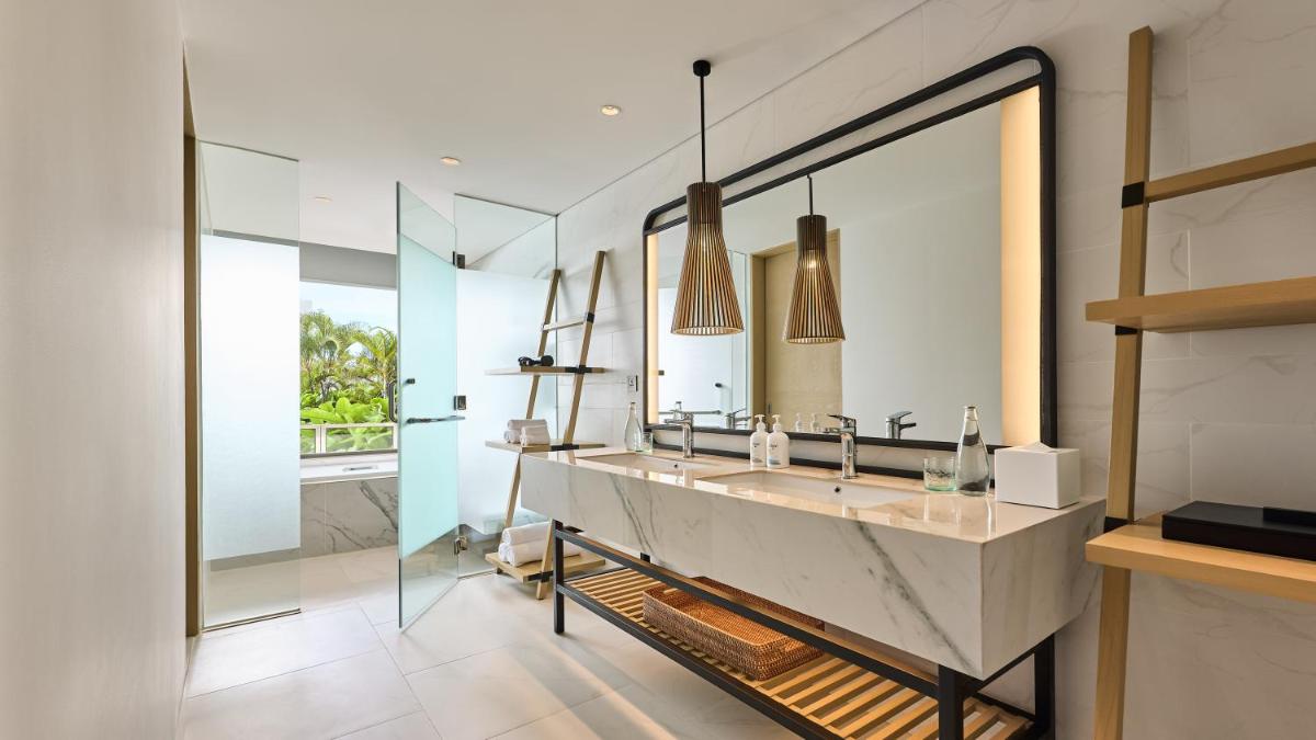 Holiday Inn Resort Bintan Lagoi Beach by IHG - Housity