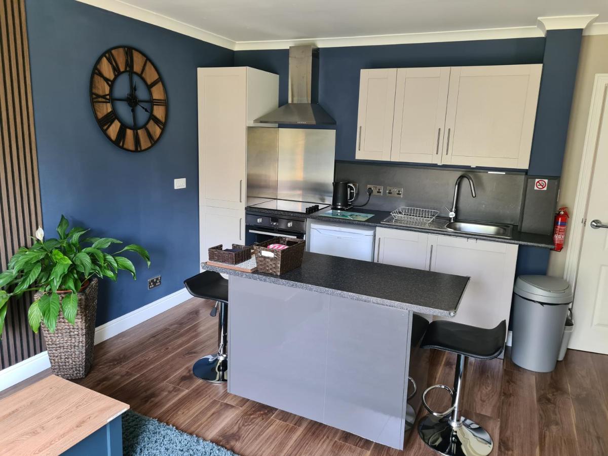 Coel Ila - Housity