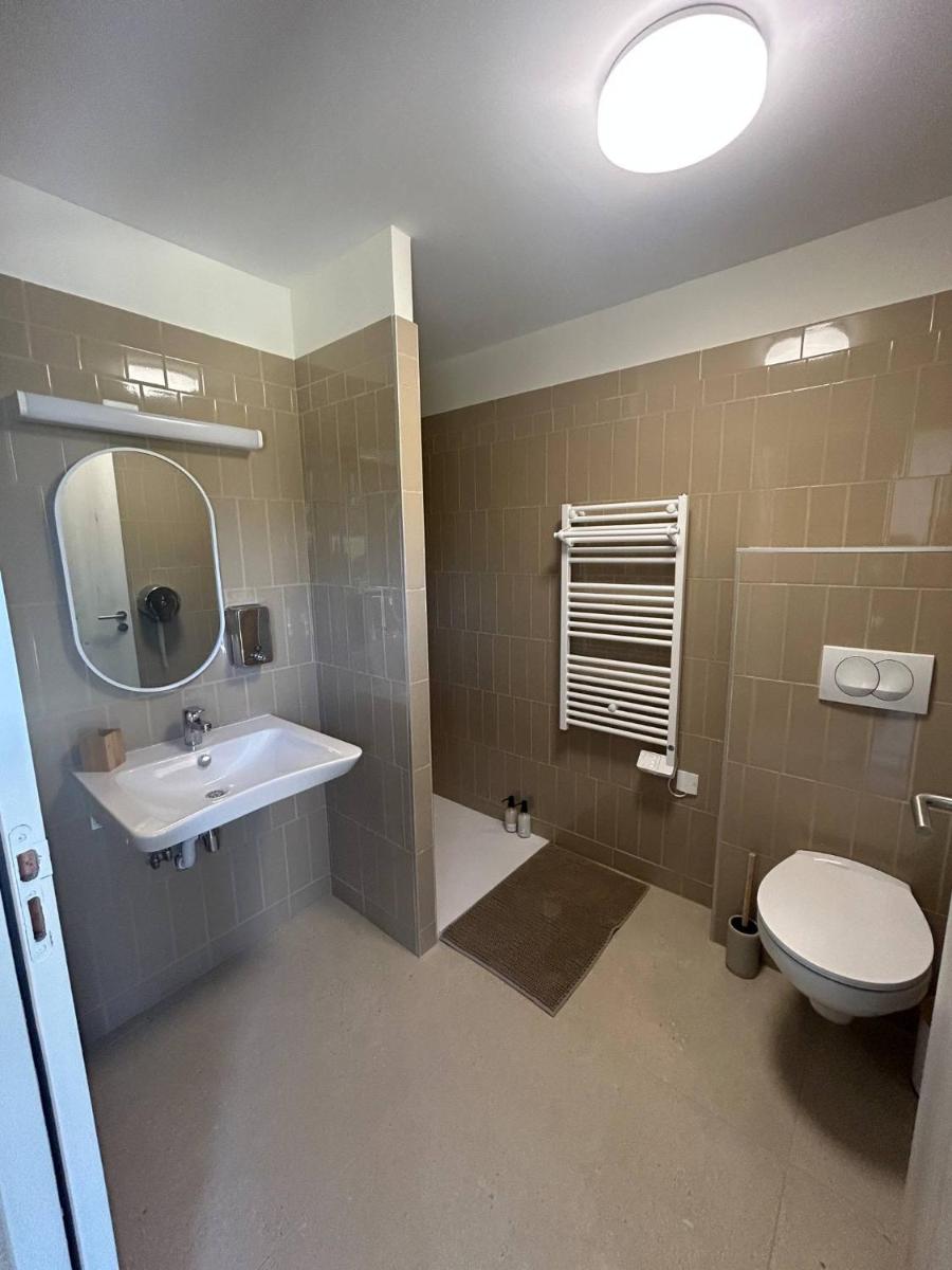 Logis Hébergement et Restaurant La Vallée - Housity