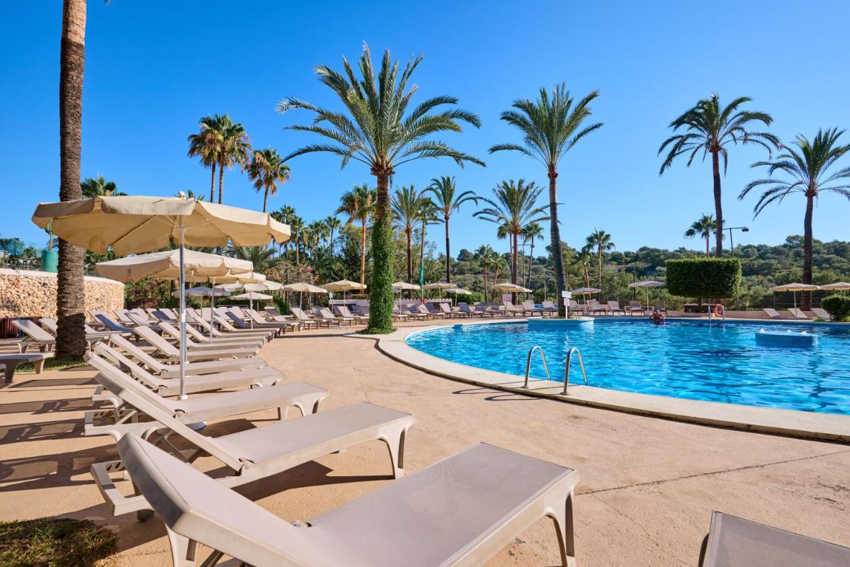 Piscina en o cerca de Grupotel Cala Marsal Nature Hotel - New Reopening 2025
