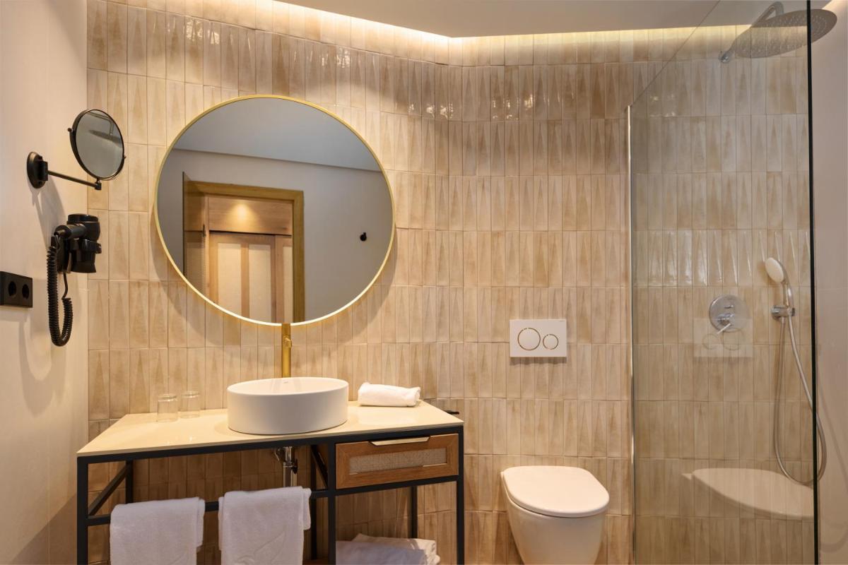 Un baño de Grupotel Cala Marsal Nature Hotel - New Reopening 2025